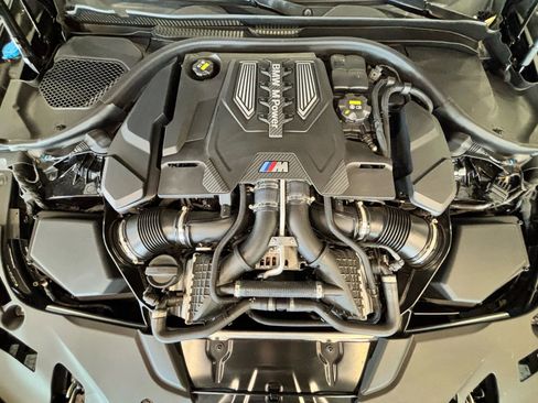 Used 2023 BMW M5 image 55