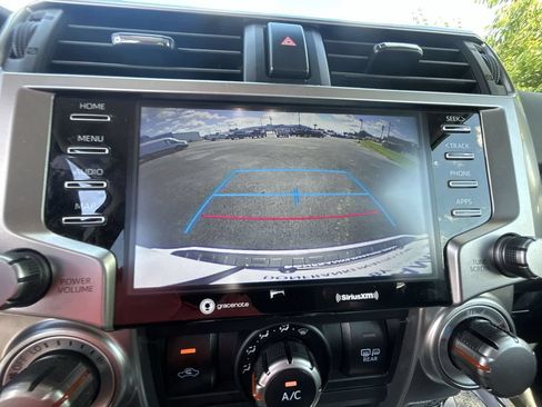 Used 2023 Toyota 4Runner SR5 AWD/4WD image 22