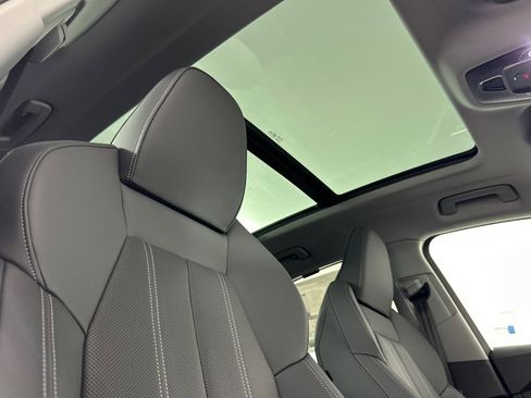 New 2025 Audi Q5 Premium Plus image 16