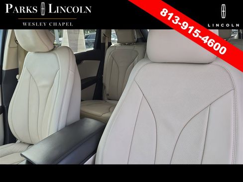 Used 2019 Lincoln Nautilus Reserve image 20