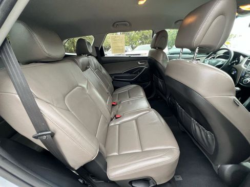 Used 2017 Hyundai Santa Fe SE w/ SE Premium Package 02 image 35