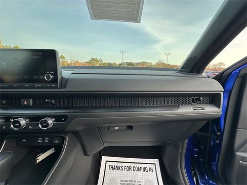 Used 2024 Honda CR-V Sport image 16