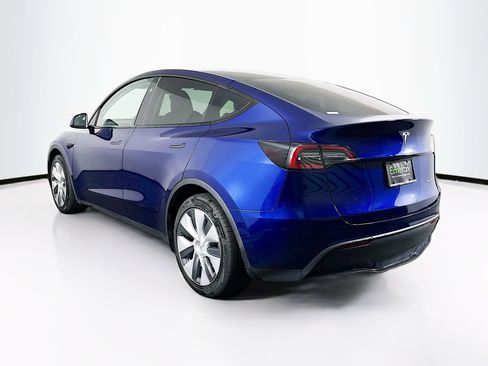 Used 2023 Tesla Model Y Long Range image 5