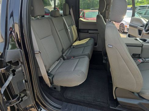 Used 2018 Ford F150 XLT w/ Equipment Group 302A Luxury AWD/4WD image 35