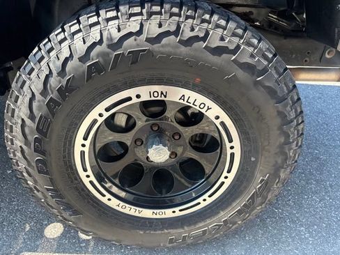 Used 2013 Jeep Wrangler Unlimited Sport AWD/4WD image 17