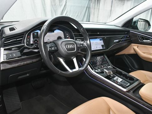 Used 2021 Audi Q8 Premium Plus w/ Premium Plus Package image 29