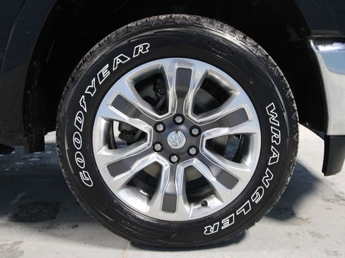 Used 2020 RAM 1500 Limited image 39