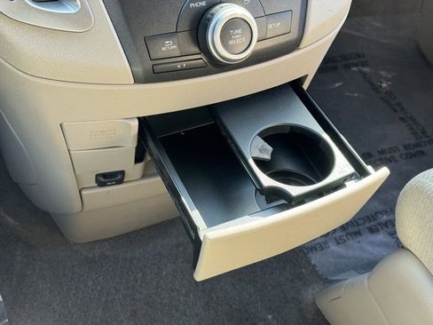 Used 2013 Honda Odyssey LX image 9