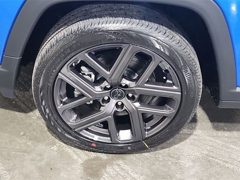 New 2026 Jeep Compass Latitude image 14