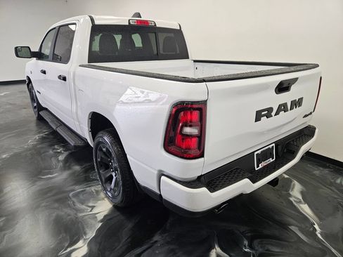 New 2026 RAM 1500 Express AWD/4WD image 6