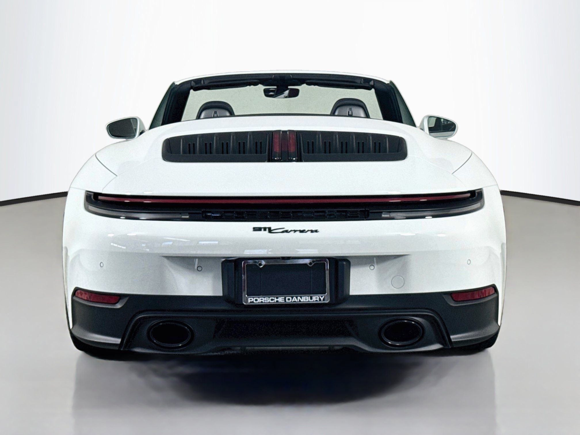 Certified 2025 Porsche 911 Carrera RWD image 10