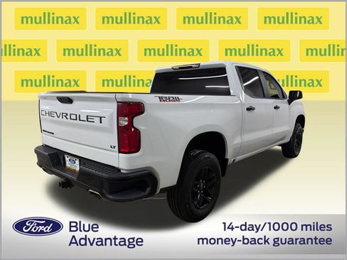 Used 2023 Chevrolet Silverado 1500 LT Trail Boss w/ Protection Package AWD/4WD image 3