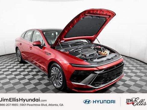 New 2025 Hyundai Sonata Limited FWD image 15
