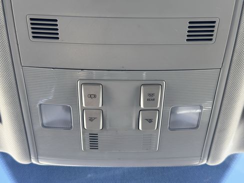 Used 2021 Volkswagen Jetta R-Line image 60