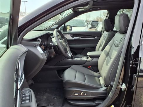 New 2025 Cadillac XT6 Premium Luxury w/ Technology Package image 12