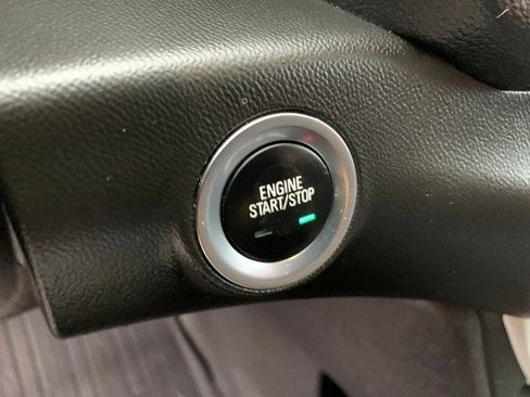 Certified 2022 GMC Terrain SLE w/ Driver Convenience Package image 21