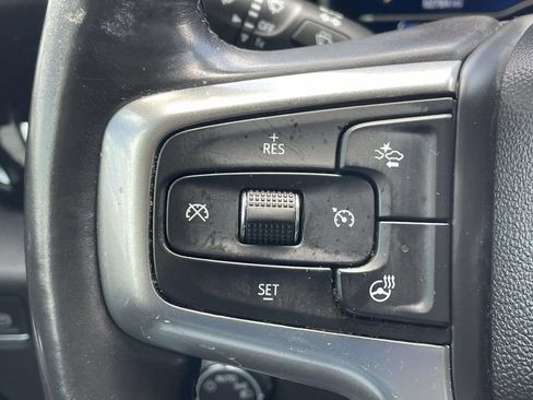 Used 2022 Chevrolet Silverado 1500 LT AWD/4WD image 24