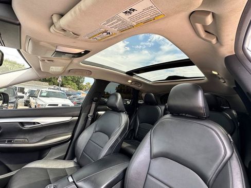 Used 2021 INFINITI QX50 Luxe FWD image 20