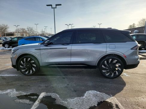 Certified 2024 Lincoln Nautilus Reserve w/ Equipment Group 202A image 7