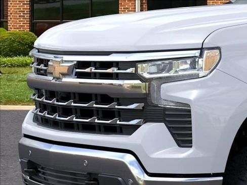 New 2026 Chevrolet Silverado 1500 LTZ w/ LTZ Premium Package AWD/4WD image 13