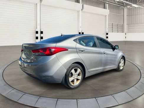 Used 2013 Hyundai Elantra GLS w/ Preferred Pkg FWD image 3
