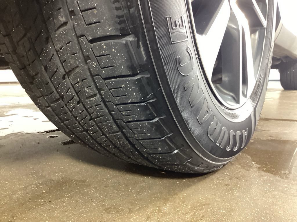 Used 2018 Toyota RAV4 XLE FWD image 26
