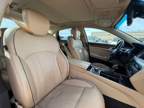 Used 2015 Hyundai Genesis 3.8 w/ Option Group 04 image 19