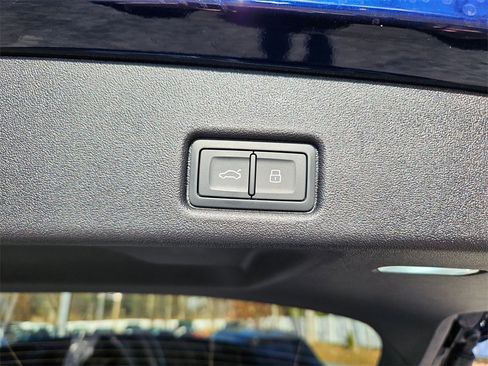 New 2025 Audi Q5 Premium Plus image 23