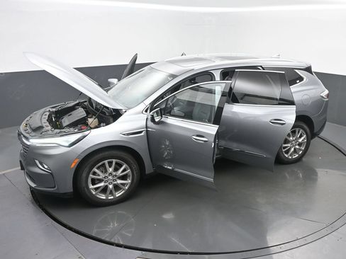 Used 2023 Buick Enclave Essence w/ Experience Buick Package AWD/4WD image 65