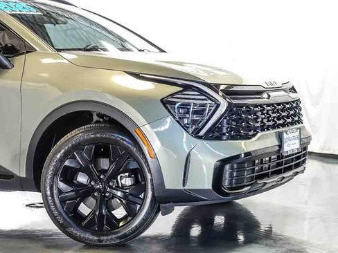 Used 2025 Kia Sportage X-Line w/ Premium Package AWD/4WD image 3