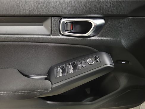 Certified 2024 Honda Civic Sport image 19