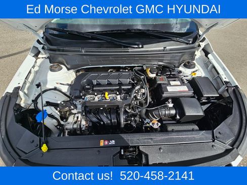 Used 2023 Hyundai Venue SEL w/ Cargo Package FWD image 23