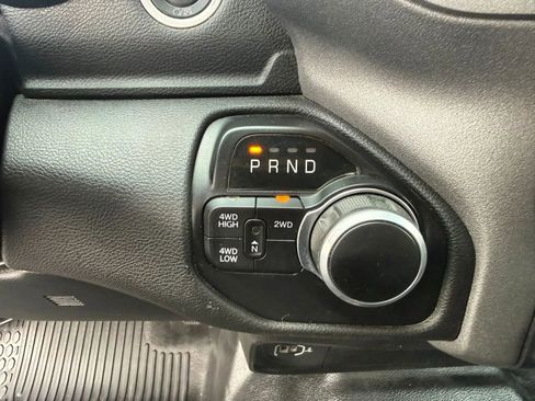 Used 2021 RAM 2500 Tradesman w/ Chrome Appearance Group AWD/4WD image 22