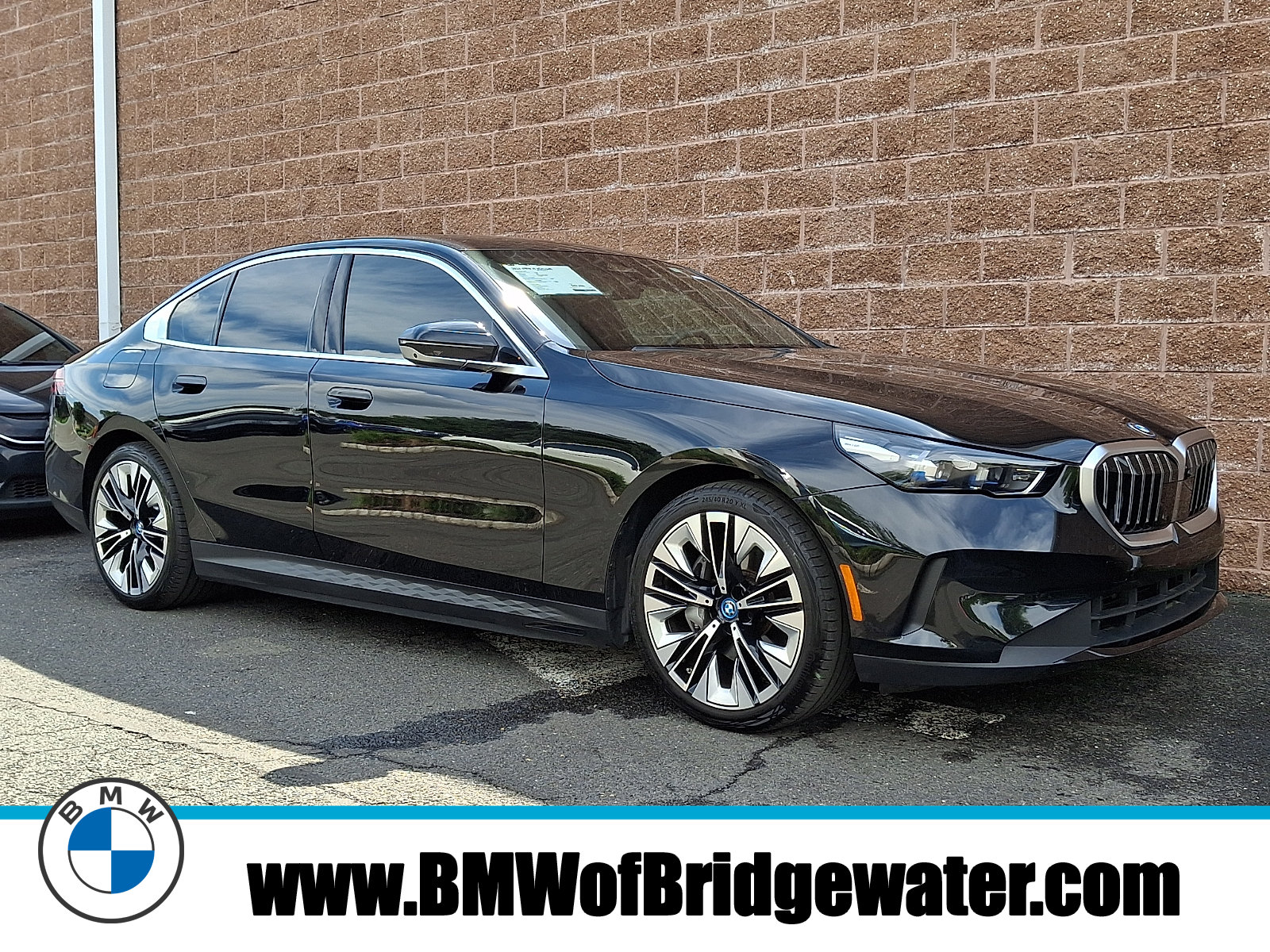 Certified 2024 BMW i5 eDrive40i w/ M Sport Package RWD image 1