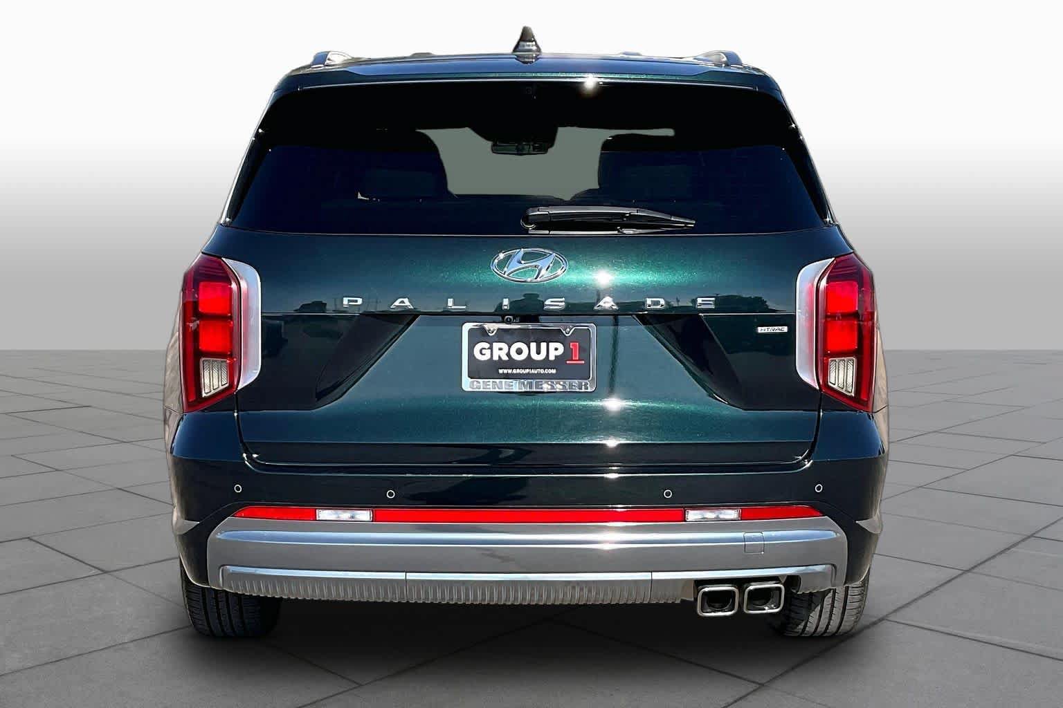 Used 2024 Hyundai Palisade Calligraphy AWD/4WD image 5