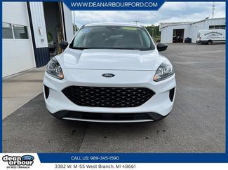 Used 2022 Ford Escape SE w/ Cold Weather Package FWD video 2