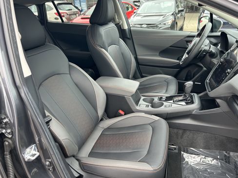 Certified 2025 Subaru Crosstrek 2.5i Limited w/ Crosstrek Mirror Package image 26