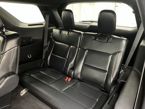 Certified 2025 Ford Explorer ST-Line AWD/4WD image 14