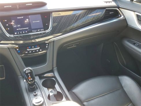 Certified 2023 Cadillac XT6 Premium Luxury w/ Technology Package image 17