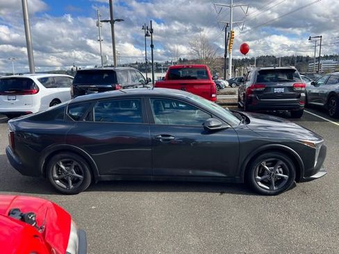 Used 2025 Kia K4 FWD image 6