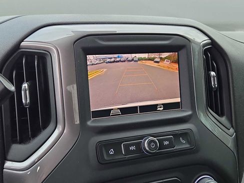 Used 2022 Chevrolet Silverado 1500 Custom image 22