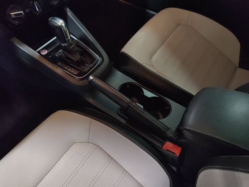 Used 2016 Volkswagen Jetta Sport FWD image 26