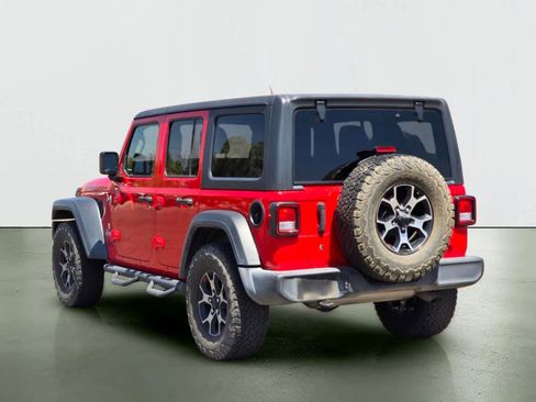 Used 2018 Jeep Wrangler Unlimited Sport S AWD/4WD image 4