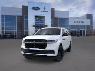 New 2026 Lincoln Navigator L Reserve AWD/4WD video 2