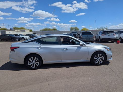 Used 2020 Nissan Altima 2.5 S image 5