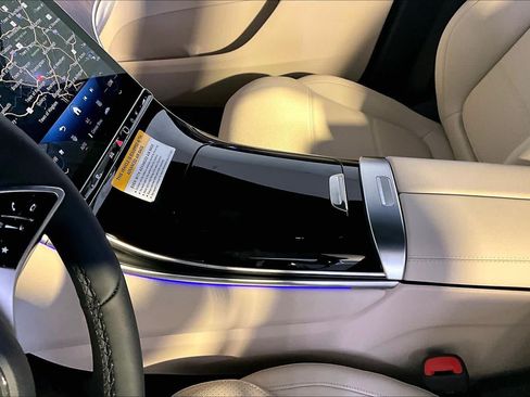 New 2026 Mercedes-Benz GLC 300 4MATIC image 10