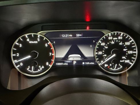 Used 2023 Nissan Rogue SV image 19