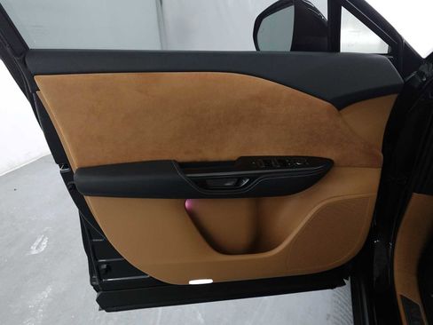 Used 2023 Lexus RZ 450e Luxury image 10