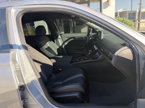 Used 2025 Honda Civic Sport image 18