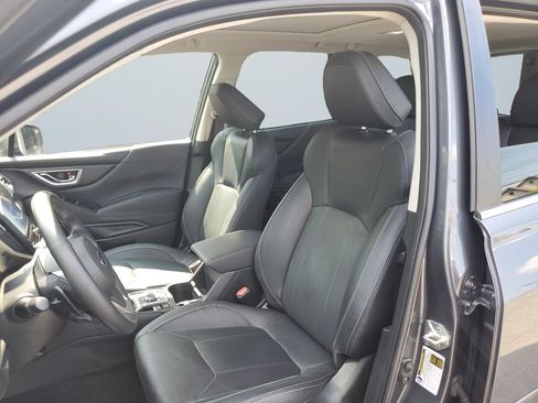 Used 2021 Subaru Forester Touring AWD/4WD image 9